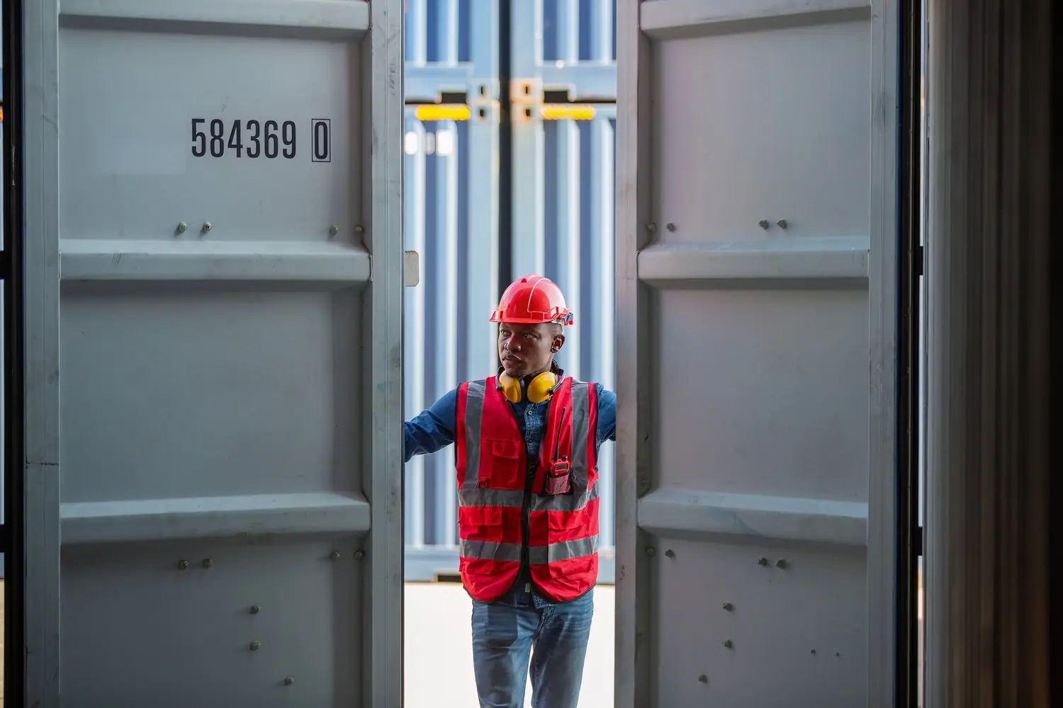 Container Security w aplikacjach pocztowych - najlepsze praktyki