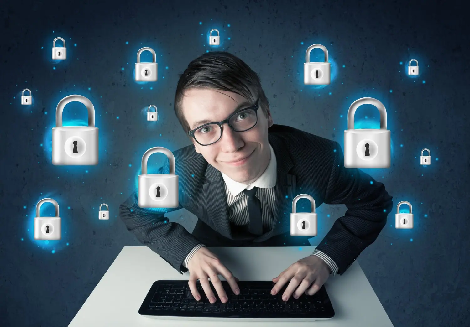 Jak chronić firmę przed oszustwami internetowymi?